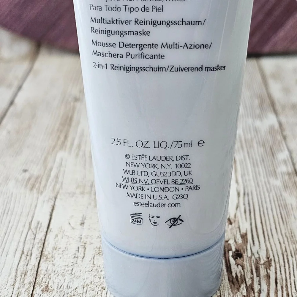 Estee Lauder Face Cleanser, 2.5 fl oz / 75 ml, Blue - Picture 4 of 4